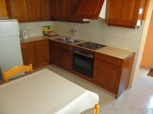 Apartment 3545-3 For 2 + 2 Pers. In Biograd Na Moru