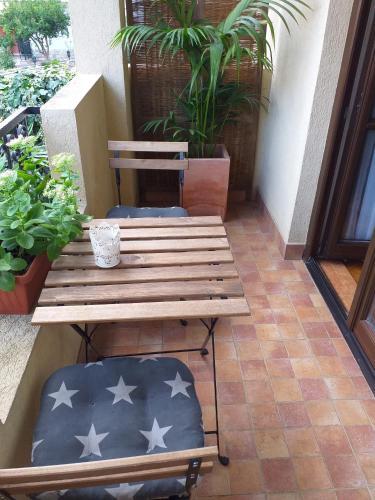 Cozy Apartments With Balcony And Garden - Ae1192