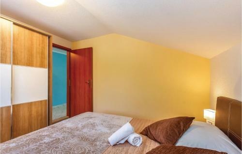 Three-bedroom Apartment In Bribir