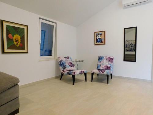 Luxury Apartment Mary