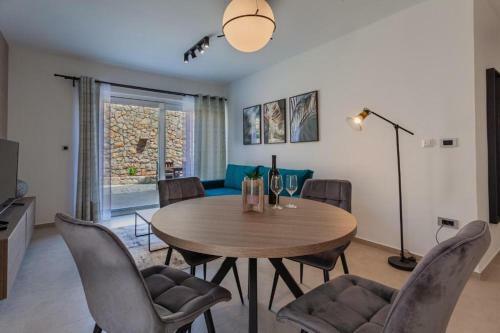 Hostal Apartment Karlo King Deluxe