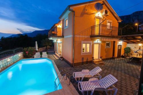 Spacious Villa Kostelj In Unique Location