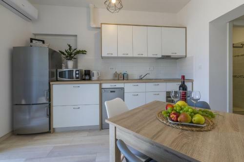 Apartments M And M