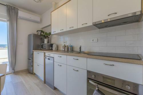 Apartments M And M