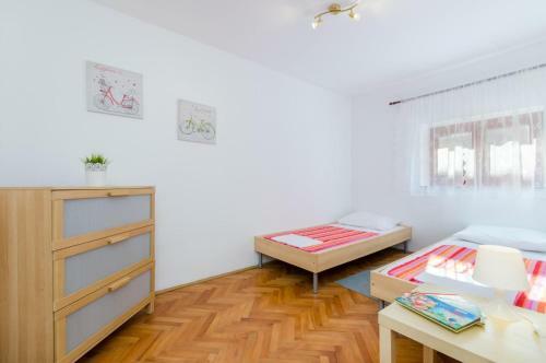Apartamentos Mare 3