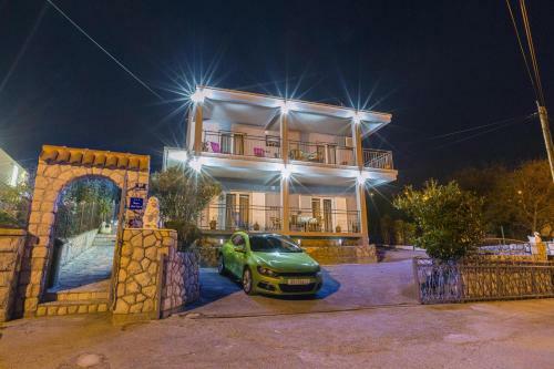 Apartamentos Loncar