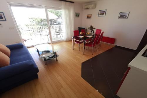 Apartment 2 Biba 41