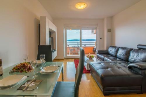 Apartment Ante
