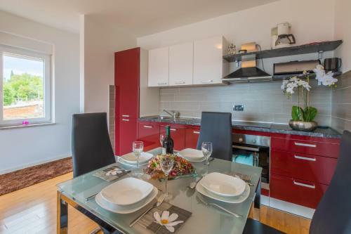 Apartment Ante