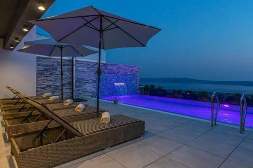 Hostal Villa Lorena With Pool