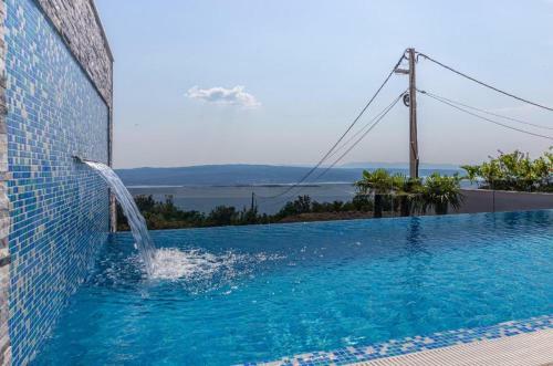 Hostal Villa Lorena With Pool