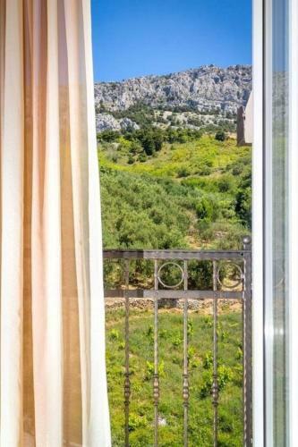 Hostal Apartments And Rooms Led-near Sea