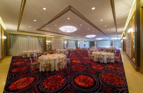 Al Jahra Copthorne Hotel & Resort