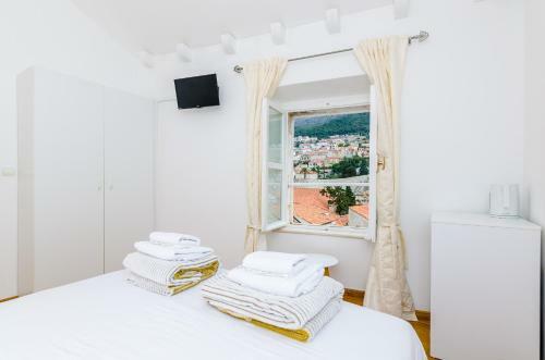 Hostal Cinema View House