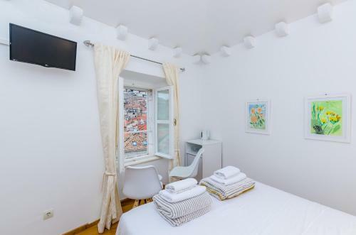 Hostal Cinema View House