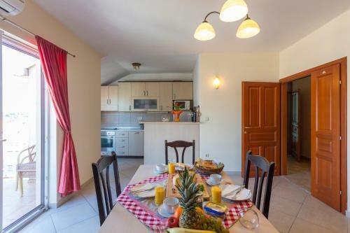 Hostal Burum Apartments