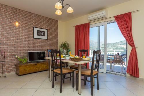 Hostal Burum Apartments