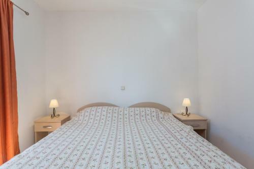 Hostal Burum Apartments