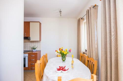 Hostal Burum Apartments