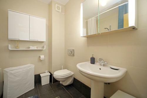 Apartment 330