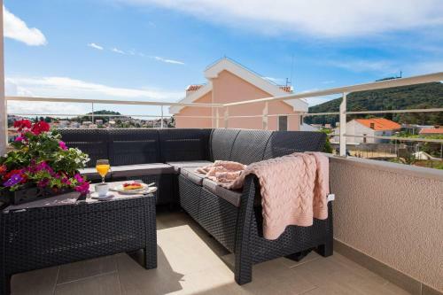 Apartment Navis
