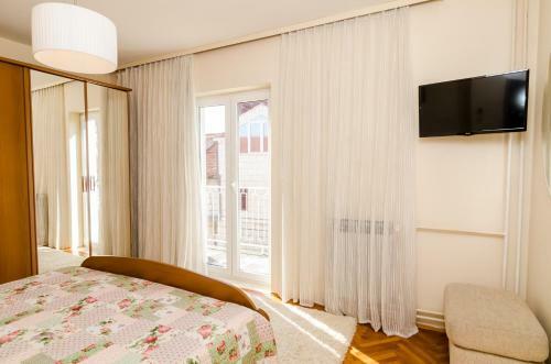 Apartment 4U