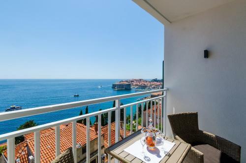 Apartments Lazarin