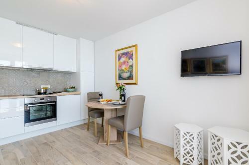 Apartments Lazarin