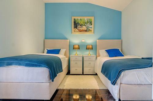 Captain's House - Villa With Swimming Pool & Sauna