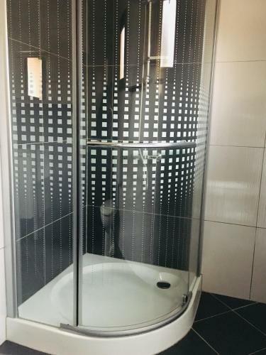 Nicely Decorated Apartment Silver