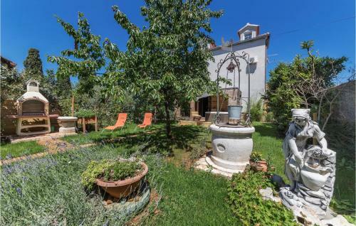 Three-bedroom Holiday Home In Fazana