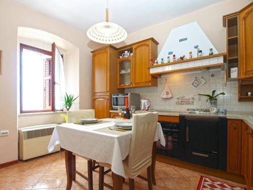 Apartment Mile 1872