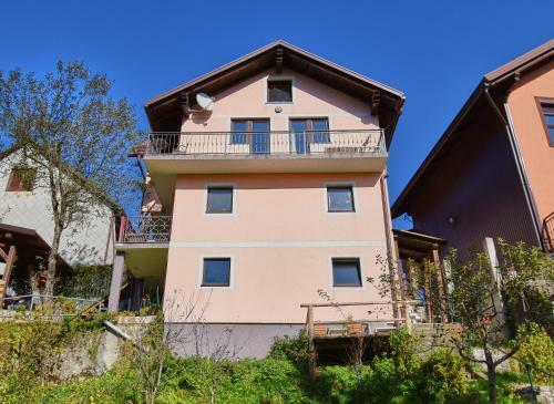 Apartamentos Holiday Home Lana