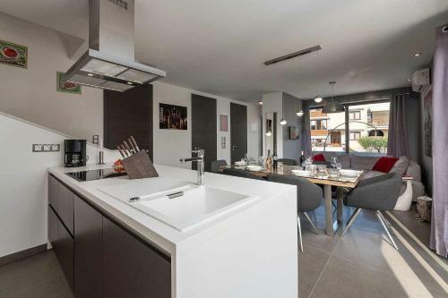 Apartamento Casa Maestral