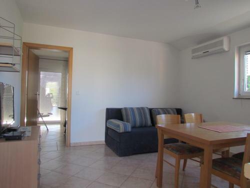 Hostal Holiday House Damir