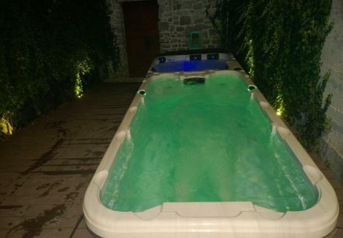 Holiday Home Dany - With Jacuzzi
