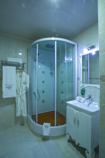 Shah Palace Hotel