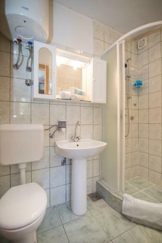 Apartments And Rooms Nikol