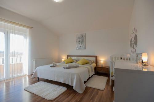 Prunus-luxurious Holiday Home With A Private Pool