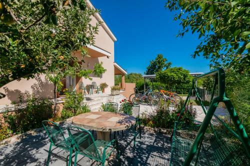 Prunus-luxurious Holiday Home With A Private Pool