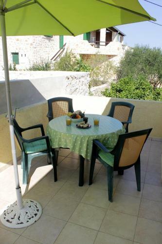 Apartments Davor - 20m From Sea