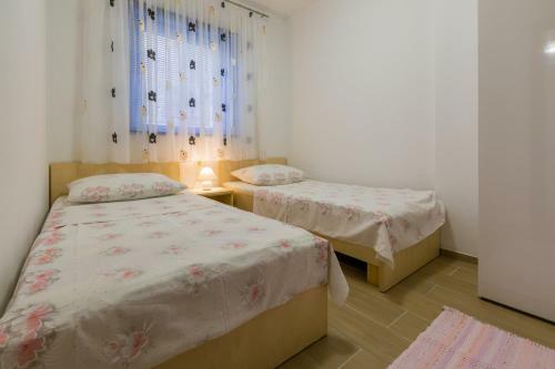 Apartamentos Brnic 3