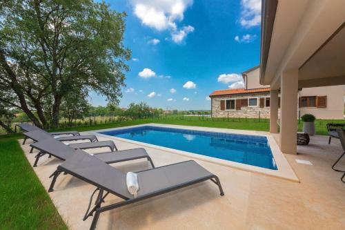 Villa Brih III