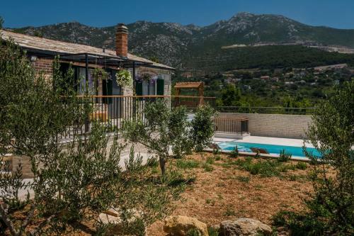 Villa Manda Korina