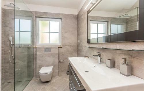 Three-bedroom Holiday Home In Kornic