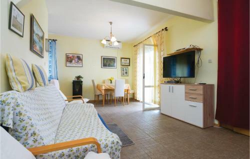 Two-bedroom Apartment In Krusevo