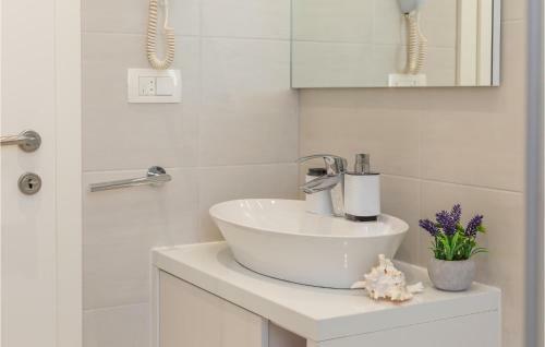 One-bedroom Apartment In Medici