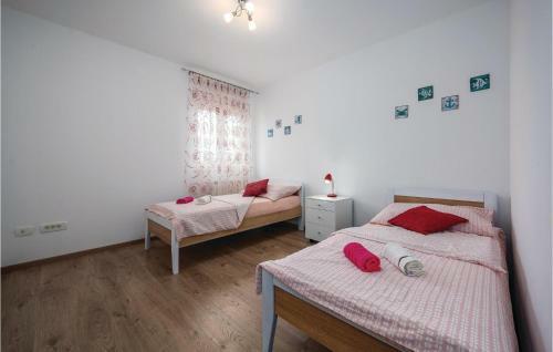 Three-bedroom Holiday Home In Labin