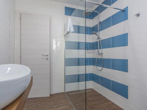 Peaceful Villa In Dubravci With Swimming Pool