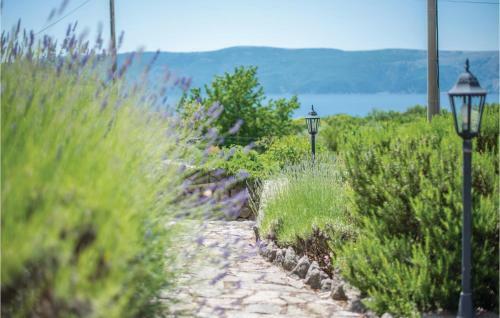 Four-bedroom Holiday Home In Linardici